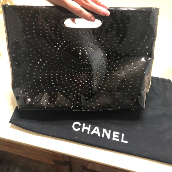 CHANEL Handbags - Chanel Clutch